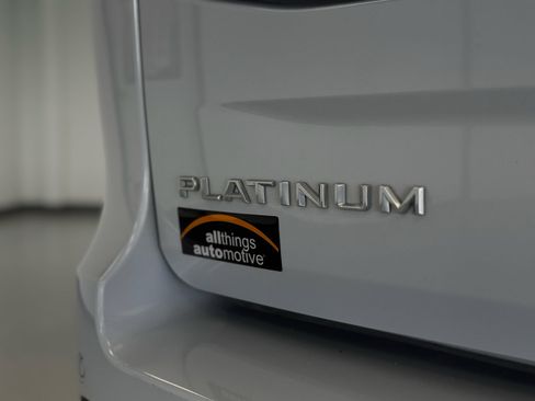 Used 2025 Ford Expedition Platinum AWD/4WD image 56