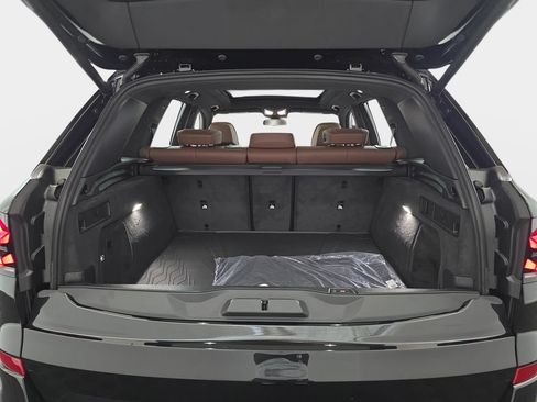 New 2026 BMW X5 xDrive40i w/ Executive Package AWD/4WD image 12