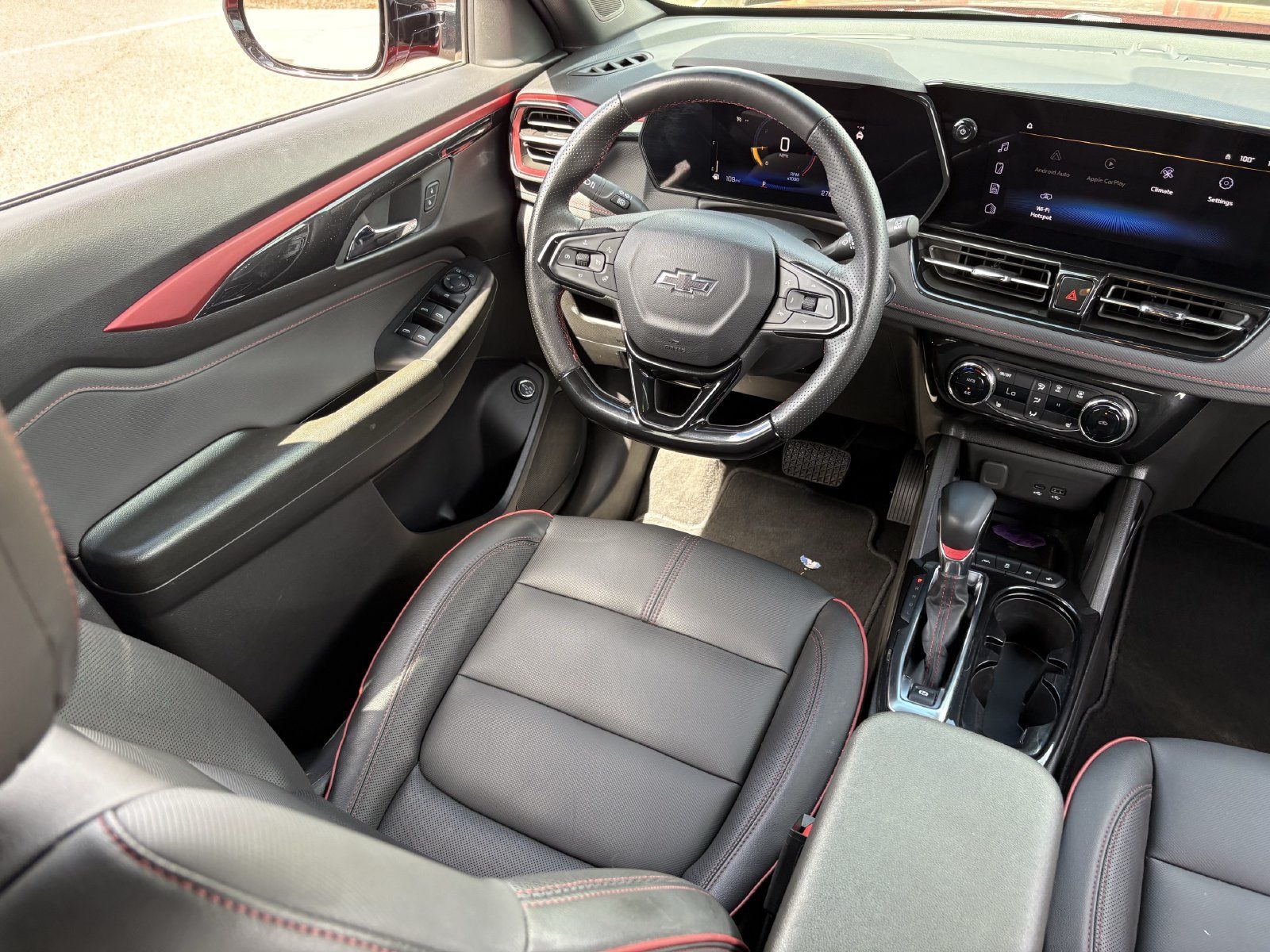 Used 2024 Chevrolet TrailBlazer RS w/ Convenience Package FWD image 19