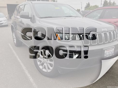 Used 2021 Jeep Grand Cherokee Laredo X AWD/4WD image 1