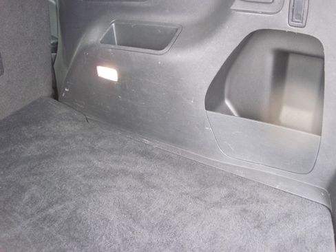 Used 2024 Ford Edge SEL image 9