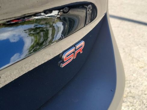 New 2026 Nissan Kicks SR image 12