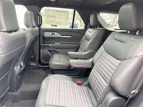 New 2026 Ford Explorer ST-Line image 24