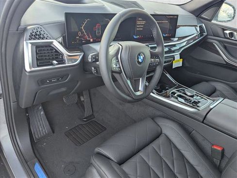 Used 2026 BMW X5 sDrive40i w/ Climate Comfort Package RWD image 3