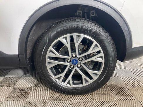 Used 2020 Ford Escape SEL image 24