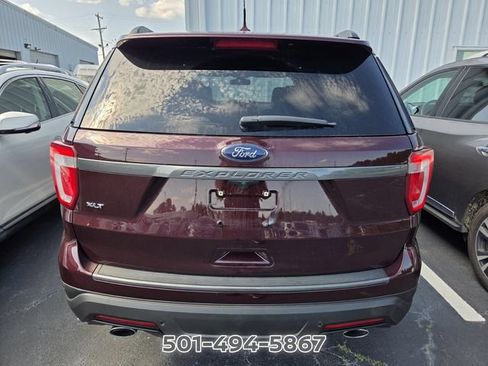 Used 2019 Ford Explorer XLT w/ Equipment Group 202A FWD image 9
