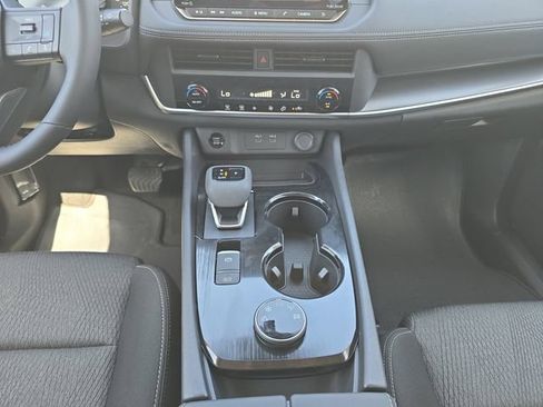 New 2026 Nissan Rogue SV AWD/4WD image 3