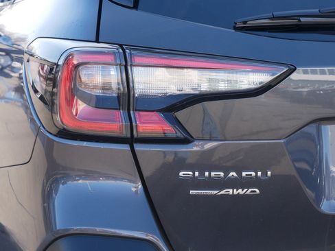 Used 2023 Subaru Outback Limited image 17