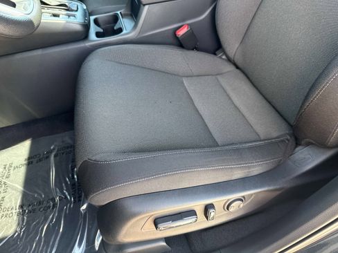 Used 2025 Honda CR-V EX image 20