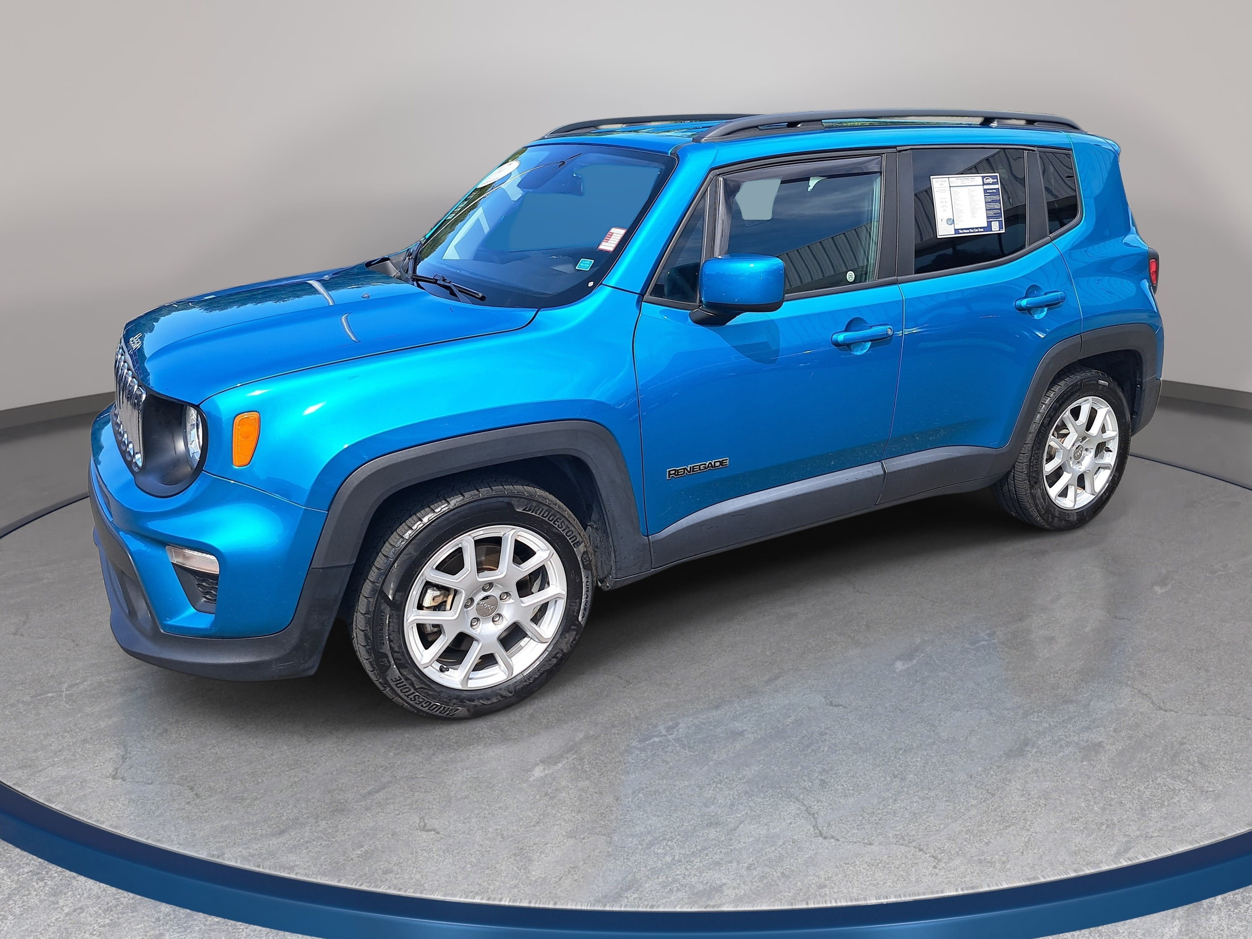 Used 2020 Jeep Renegade Latitude FWD image 1