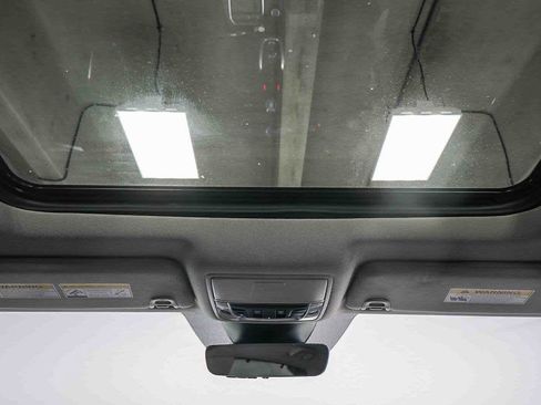 Used 2023 Acura MDX FWD w/ Technology Package image 18