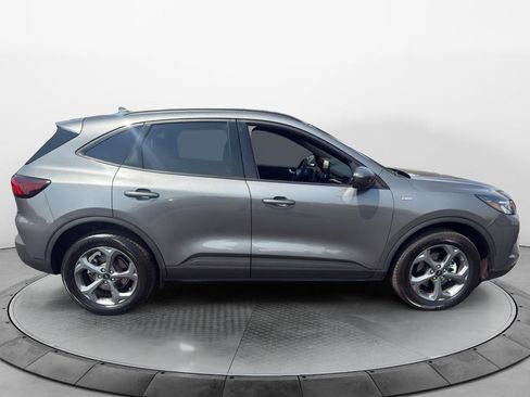 Certified 2025 Ford Escape ST-Line Select AWD/4WD image 8
