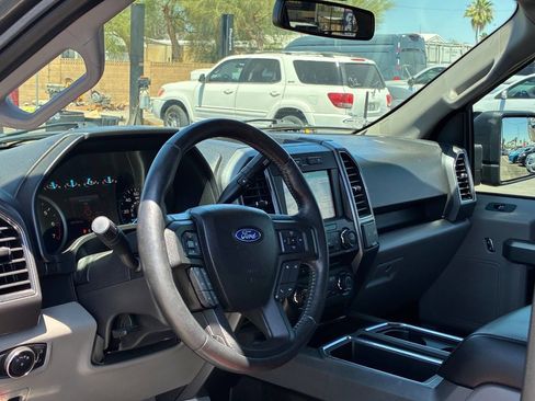 Used 2018 Ford F150 XLT w/ Equipment Group 302A Luxury AWD/4WD image 17