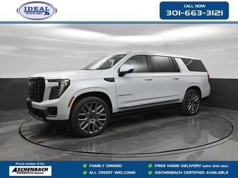 New 2026 GMC Yukon XL Denali Ultimate AWD/4WD image 1