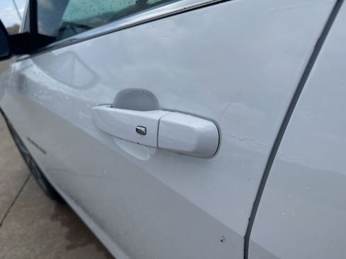 Used 2023 Chevrolet Malibu LT FWD image 11