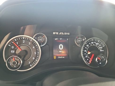 Used 2024 RAM 1500 Big Horn AWD/4WD image 8