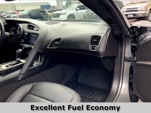 Used 2016 Chevrolet Corvette Z06 w/ 3LZ Preferred Equipment Group image 17