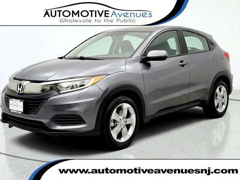 Used 2019 Honda HR-V LX image 1