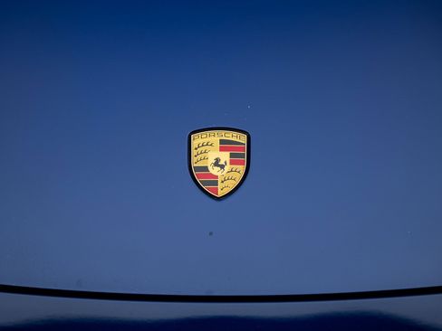 Used 2023 Porsche Taycan w/ Premium Package image 12