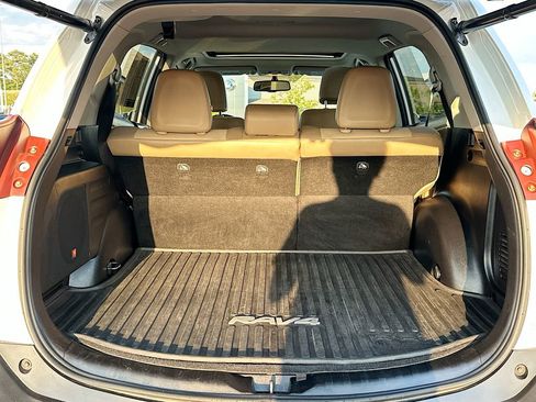 Used 2013 Toyota RAV4 Limited AWD/4WD image 16