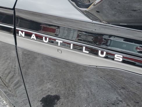 New 2026 Lincoln Nautilus Reserve w/ Jet Appearance Package image 7