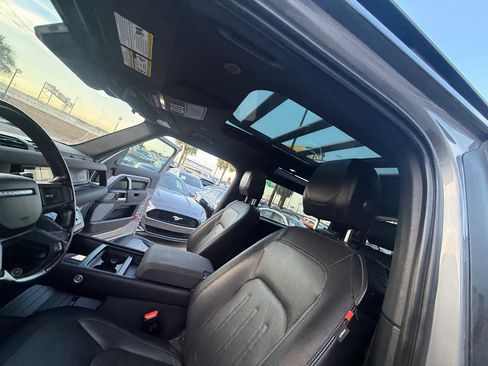 Used 2021 Land Rover Defender 90 X-Dynamic S image 26