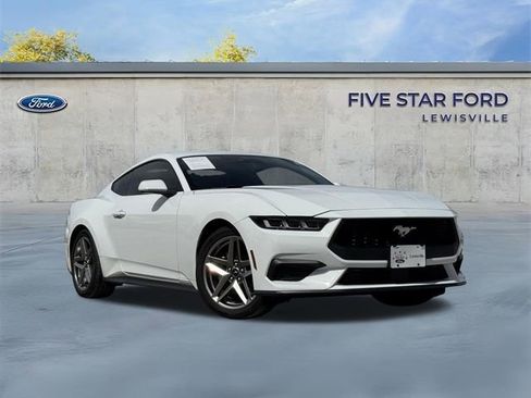 Used 2024 Ford Mustang Coupe image 2