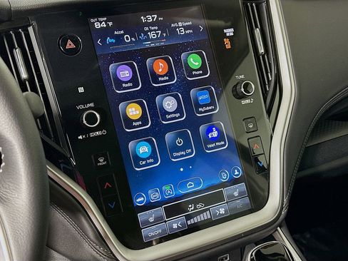 Used 2025 Subaru Outback Premium w/ Popular Package #1A image 19