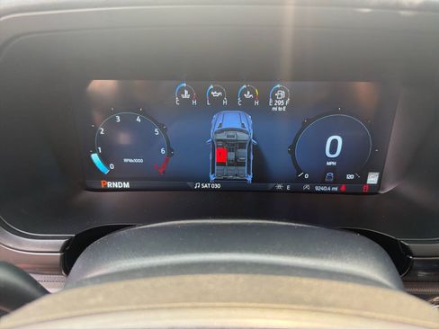 Used 2025 Ford F150 Lariat AWD/4WD image 32