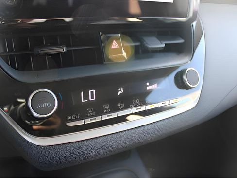 Used 2025 Toyota Corolla LE FWD image 19