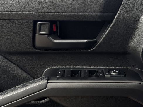 Used 2024 Toyota Tacoma SR image 23