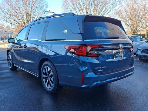 New 2026 Honda Odyssey EX-L image 3