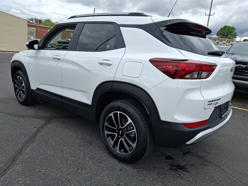 New 2026 Chevrolet TrailBlazer LT AWD/4WD image 4
