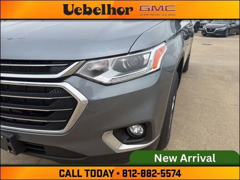 Used 2021 Chevrolet Traverse LT AWD/4WD image 15