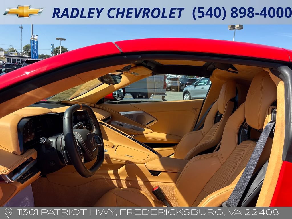 Used 2021 Chevrolet Corvette Stingray Premium Cpe w/ Z51 Performance Package RWD image 3