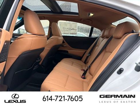 New 2025 Lexus ES 350 Ultra Luxury image 15
