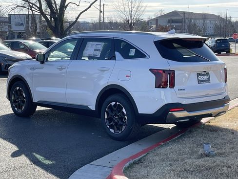 New 2026 Kia Sorento S image 3