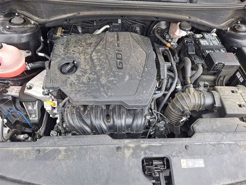 Used 2023 Kia Sportage EX image 29