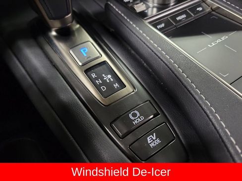 Used 2019 Lexus LC 500h w/ Convenience Package RWD image 17