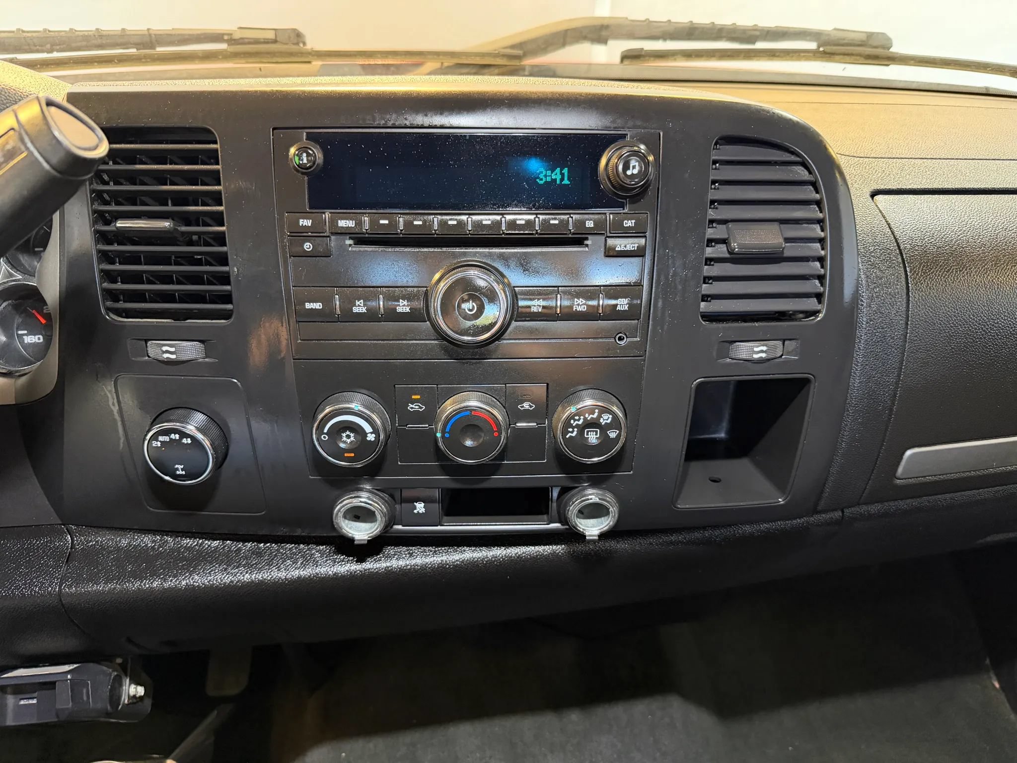Used 2008 GMC Sierra 1500 SLE w/ Power Pack Plus AWD/4WD image 16