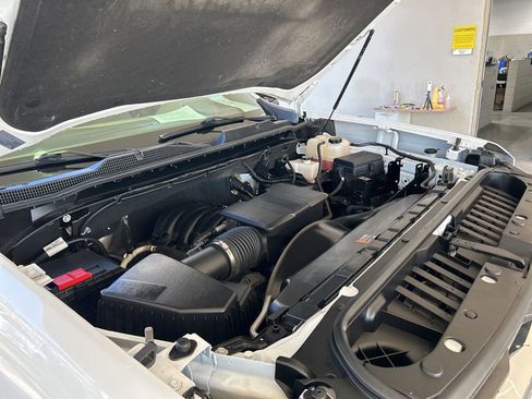 Used 2024 Chevrolet Silverado 2500 LT image 10