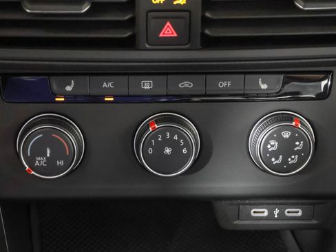 Used 2024 Volkswagen Jetta Sport FWD image 30
