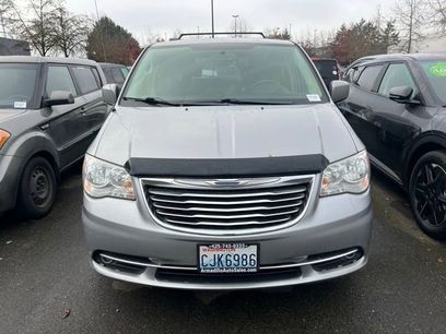 Used 2016 Chrysler Town & Country Touring
