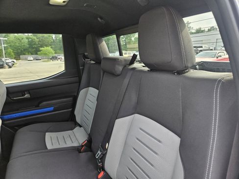 Used 2025 Toyota Tacoma TRD Off-Road w/ TRD Off Road Upgrade Package AWD/4WD image 30