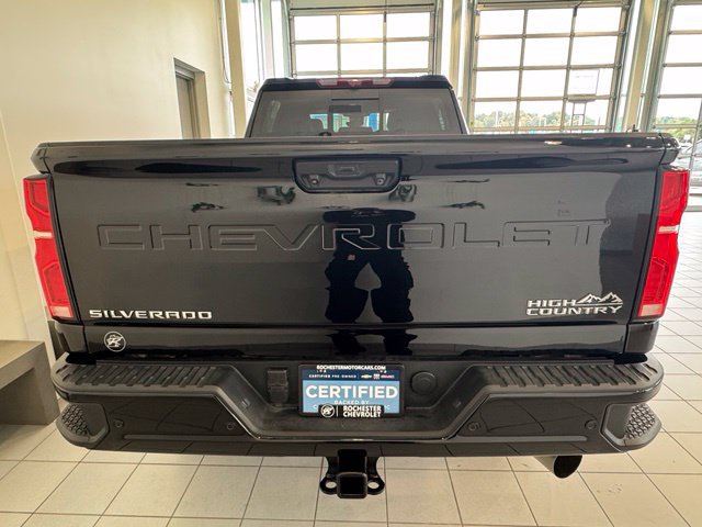 Used 2025 Chevrolet Silverado 3500 High Country w/ Technology Package AWD/4WD image 53