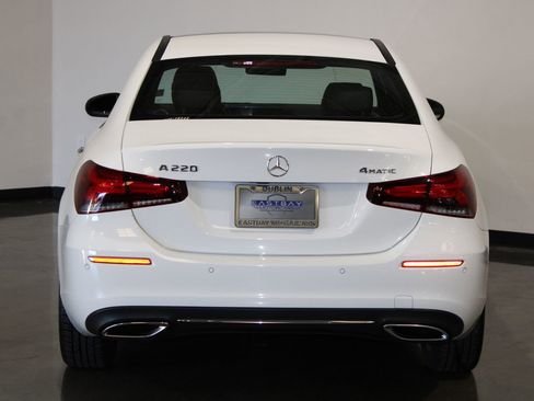 Used 2022 Mercedes-Benz A 220 4MATIC image 9