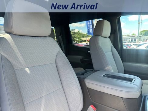 Used 2021 Chevrolet Silverado 1500 LT Trail Boss AWD/4WD image 4