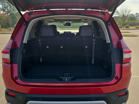 Used 2024 Honda Pilot Touring image 14