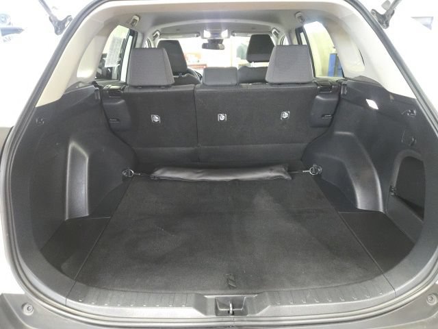 Used 2025 Toyota RAV4 XLE AWD/4WD image 29