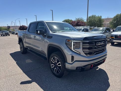 New 2026 GMC Sierra 1500 AT4 w/ AT4 Premium Package image 3